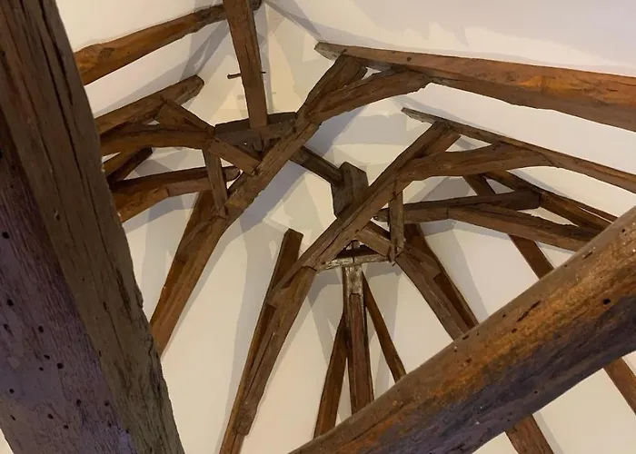 Le Pigeonnier De Serre בית נופש *